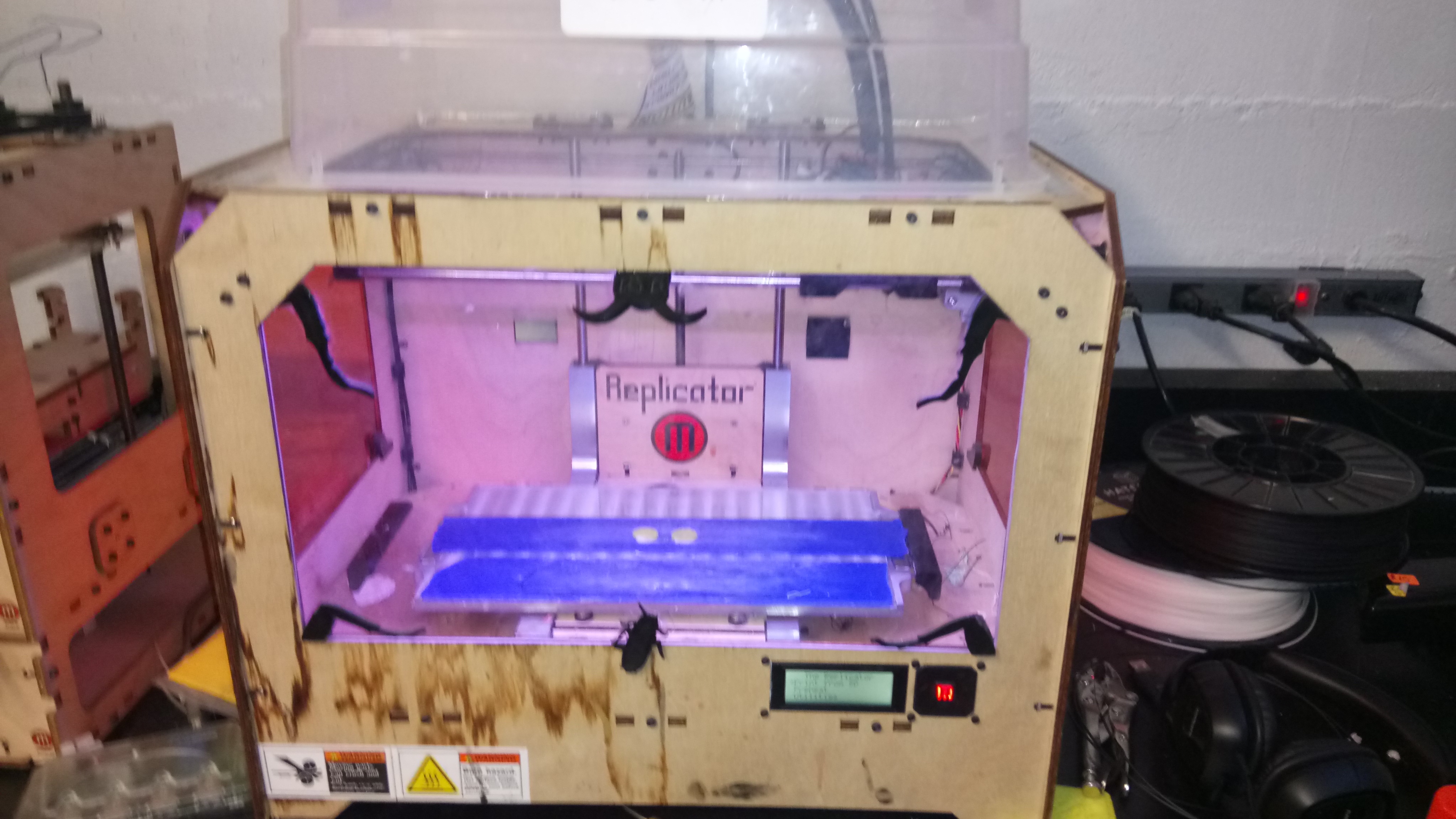 The Makerbot Replicator .